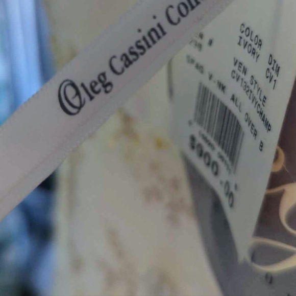 NWT Elegant Oleg Cassini ivory spaghetti strap size 16 wedding gown - Picture 13 of 16